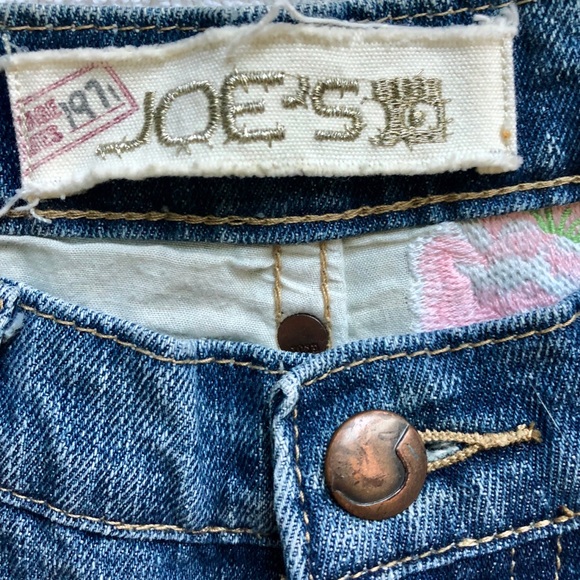 Joe’s Jeans Size27 Distressed Paint Splatter Flare - Picture 2 of 5